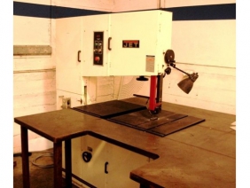 HIGH EFFICIENCY BAND SAW